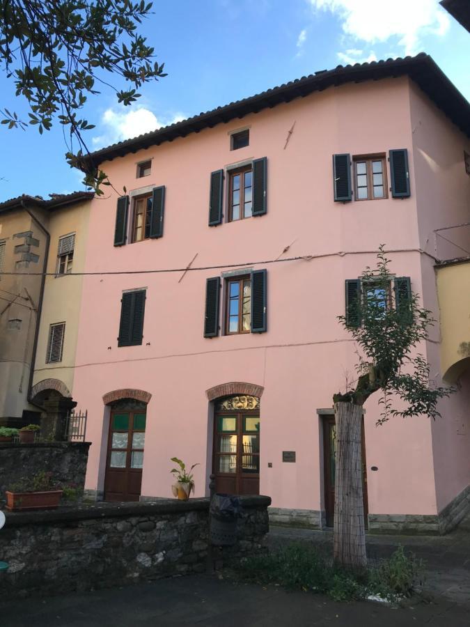 Casa Carlo Διαμέρισμα Barga Εξωτερικό φωτογραφία